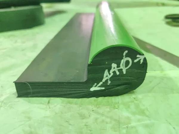 Teflon cladded 44Ø musical note rubber seal