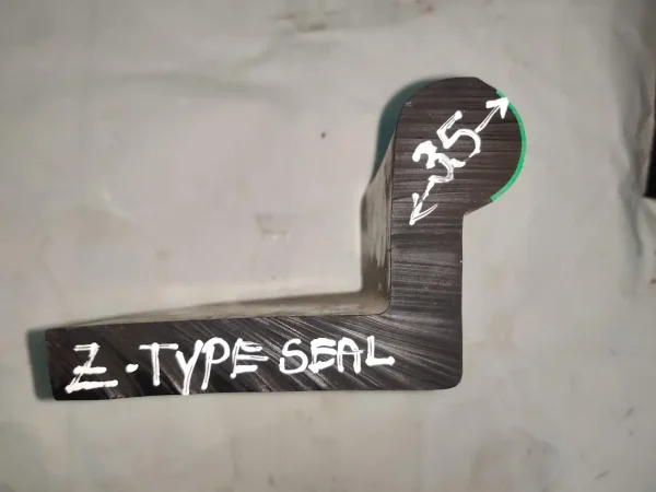 Teflon cladded 35Ø Z-type bulb seal