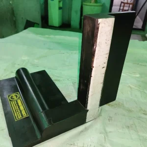 Special Corner seal for Higher Head radial gate